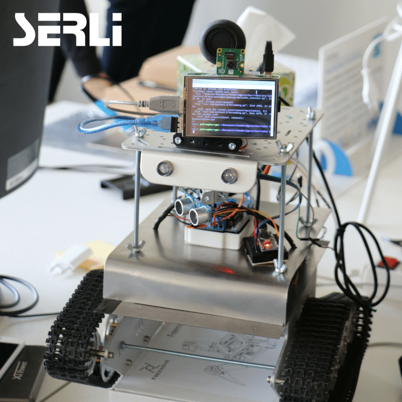 Le robot Arthur au BreizhCamp 2018